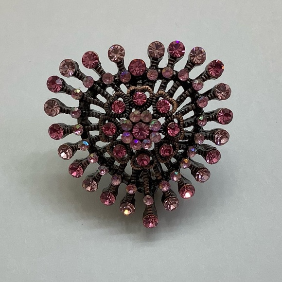 Pink Rhinestone Heart Shaped Brooch - Picture 8 of 8